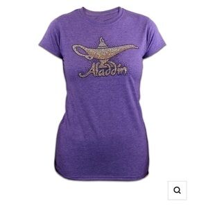 Aladdin Bedazzled Lamp Fitted Tee M